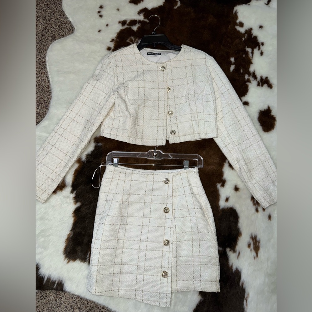 Old money style skirt and cropped blazer set